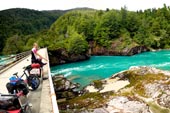 Durch den Regenwald-Radreise mit Kindern durch Patagonien-Argentinien und Chile-Axel Bauer, Wibke Raßbach Smilla und Selma